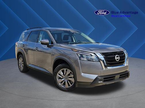 Gun Metallic 2025 Nissan Pathfinder SV