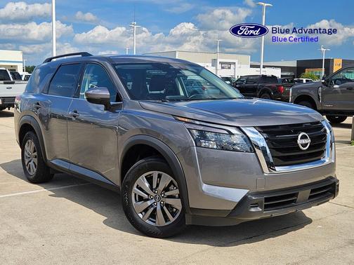 Gun Metallic 2025 Nissan Pathfinder SV