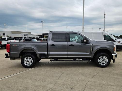 CARBONIZED GRAY 2025 Ford F-250 XLT