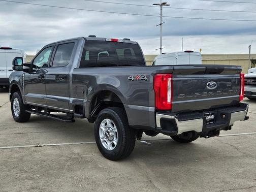 Gray Metallic 2025 Ford F-250 XLT