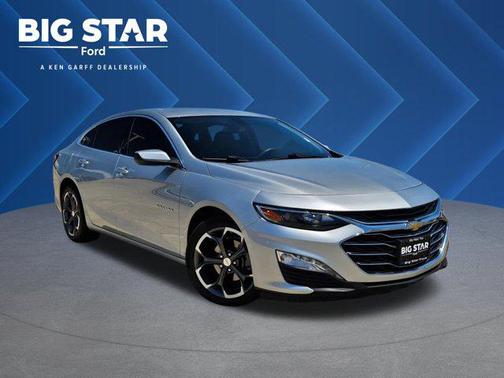 Silver Ice Metallic 2022 Chevrolet Malibu LT