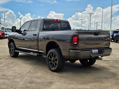 Granite Crystal Metallic Clearcoat 2026 RAM 2500 Tradesman