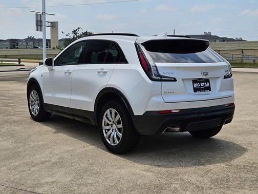 Crystal White Tricoat 2020 Cadillac XT4 Sport