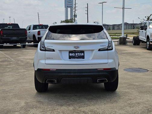 Crystal White Tricoat 2020 Cadillac XT4 Sport