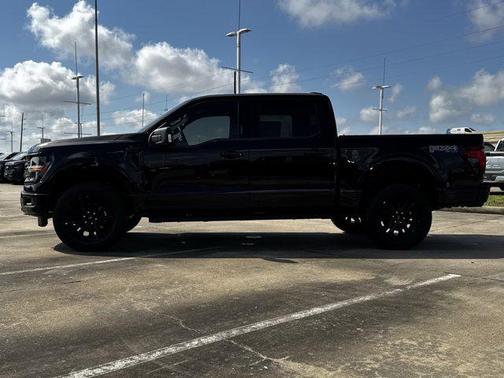 Agate Black Metallic 2026 Ford F-150 XLT