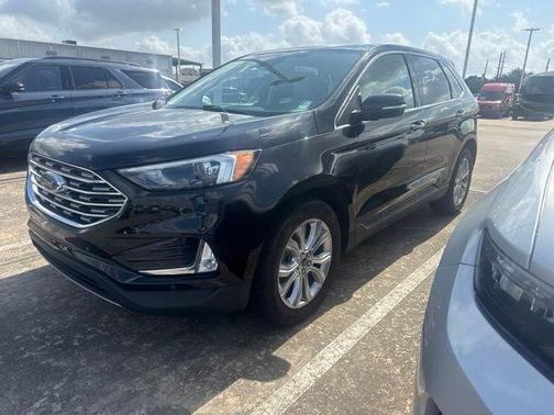 Agate Black Metallic 2024 Ford Edge Titanium