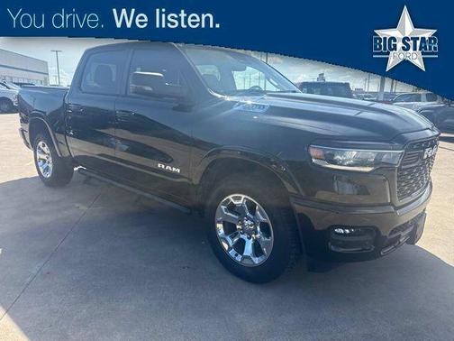 Diamond Black Crystal Pearlcoat 2025 RAM 1500 Big Horn/Lone Star