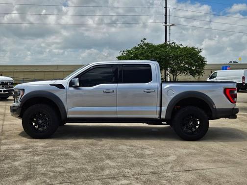 ICONIC SILVER METALLIC 2022 Ford F-150 RAPTOR