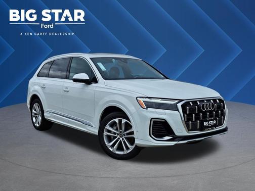 White 2025 Audi Q7 55 Premium Plus