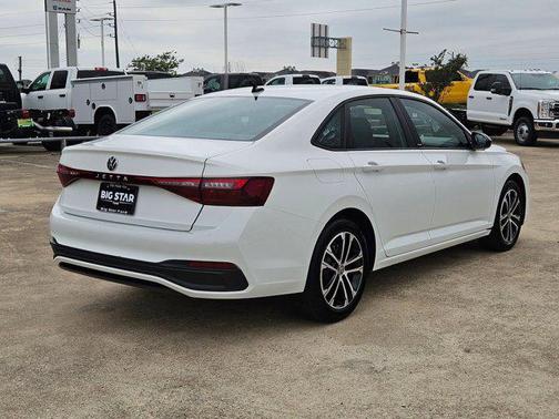 White 2025 Volkswagen Jetta 1.5T Sport
