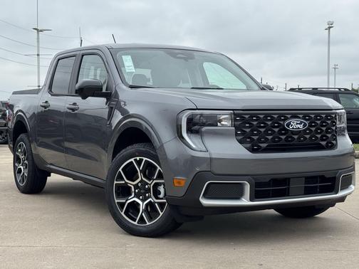 Carbonized Gray Metallic 2026 Ford Maverick Lariat