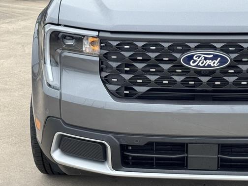 Carbonized Gray Metallic 2026 Ford Maverick Lariat