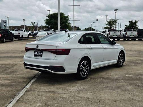 White 2025 Volkswagen Jetta 1.5T Sport