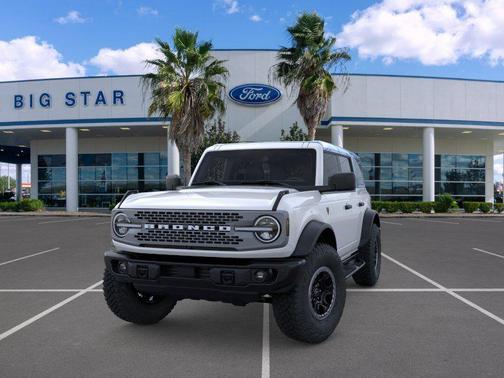 Oxford White 2026 Ford Bronco Badlands