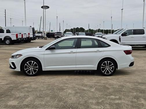 Pure White 2025 Volkswagen Jetta 1.5T SPORT
