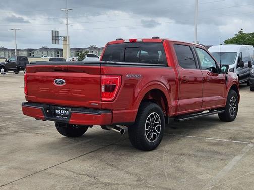 HOT PEPPER RED MET TINTD CC 2023 Ford F-150 XLT