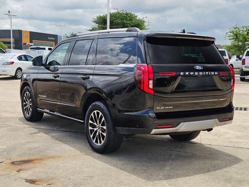 AGATE BLACK METALLIC 2025 Ford Expedition PLATINUM