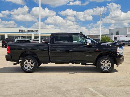 Diamond Black 2024 RAM 2500 LARAMIE
