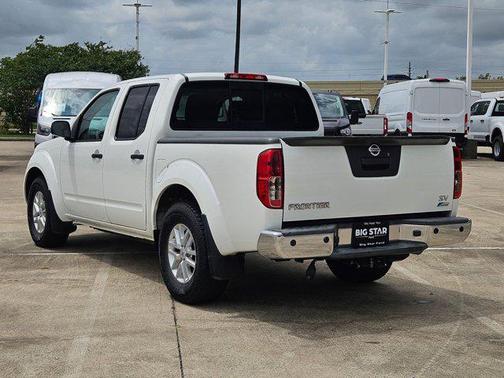 Glacier White 2019 Nissan Frontier SV