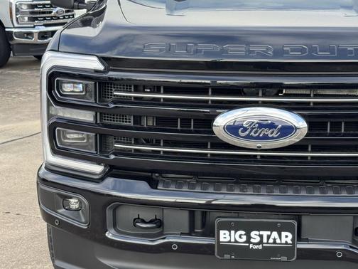 Agate Black Metallic 2026 Ford F-250 Platinum