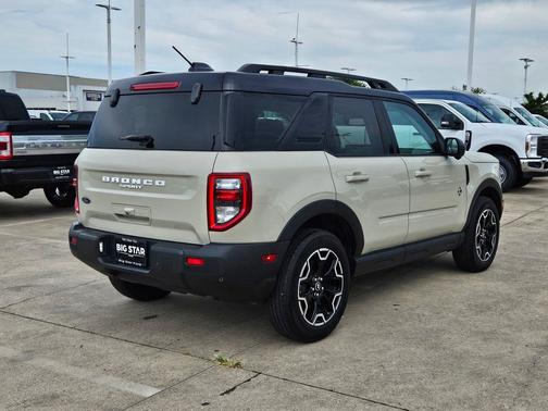 Beige 2025 Ford Bronco Sport Outer Banks