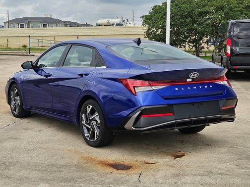 Intense Blue 2025 Hyundai ELANTRA SEL CONVENIENCE