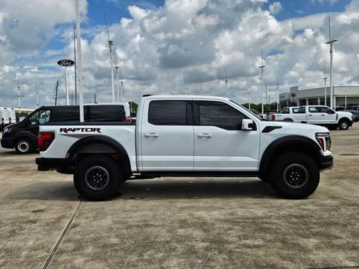 OXFORD WHITE 2025 Ford F-150 RAPTOR