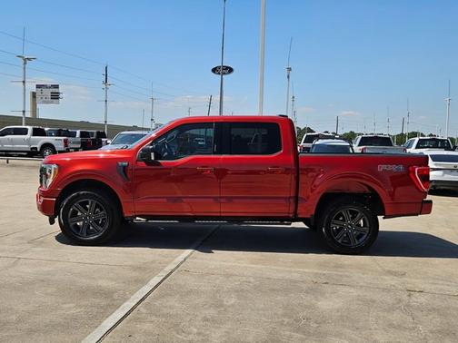 HOT PEPPER RED MET TINTD CC 2023 Ford F-150 XLT