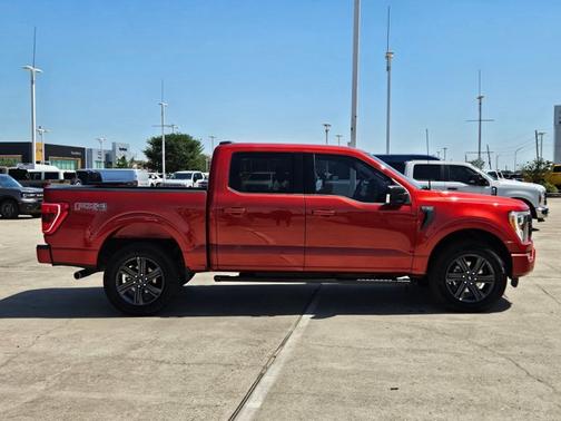HOT PEPPER RED MET TINTD CC 2023 Ford F-150 XLT