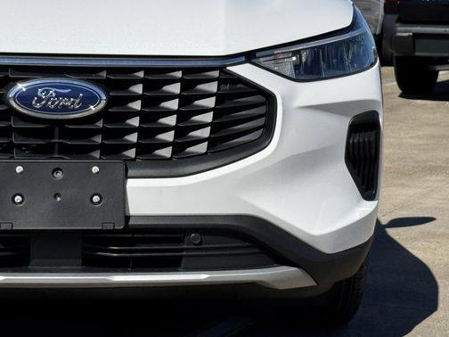 oxford white 2026 Ford Escape Active