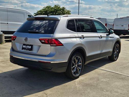 White 2024 Volkswagen Tiguan 2.0T SE