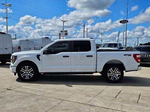 Oxford White 2023 Ford F-150 XL