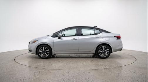 Brilliant Silver Metallic 2025 Nissan Versa 1.6 SV