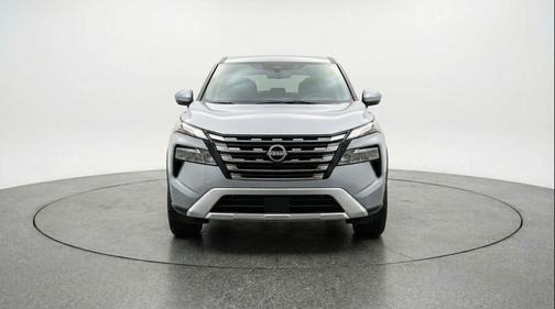 Brilliant Silver Metallic 2025 Nissan Rogue SV