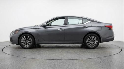 Gun Metallic 2025 Nissan Altima SV FWD