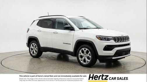 Bright White Clearcoat 2025 Jeep Compass Latitude