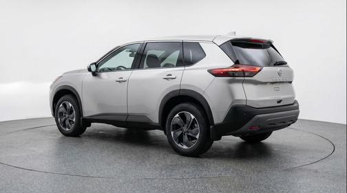 Brilliant Silver Metallic 2025 Nissan Rogue SV