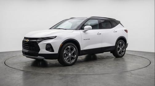 Summit White 2025 Chevrolet Blazer 2LT