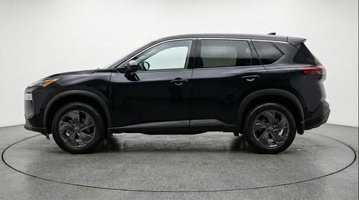 Super Black 2025 Nissan Rogue SV