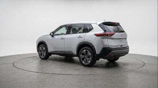 Brilliant Silver Metallic 2025 Nissan Rogue SV