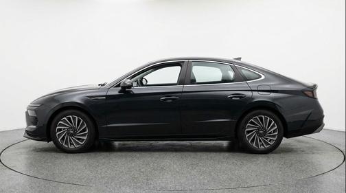 Portofino Gray 2025 Hyundai SONATA Hybrid SE