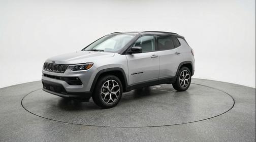 Silver Zynith Metallic Clearcoat 2025 Jeep Compass Limited