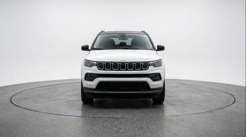 Bright White Clearcoat 2025 Jeep Compass Limited