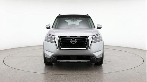 Brilliant Silver Metallic 2025 Nissan Pathfinder SV 4WD