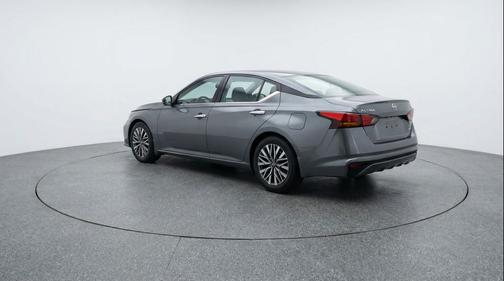 Gun Metallic 2025 Nissan Altima SV FWD