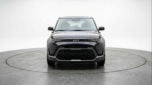 Fusion Black 2025 Kia Soul LX