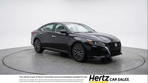 Super Black 2025 Nissan Altima SV FWD