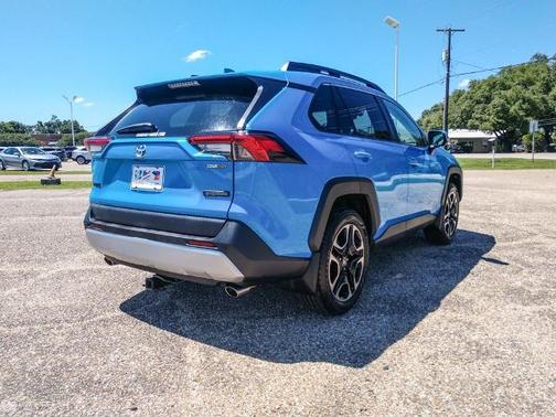 2019 Toyota RAV4 ADVENTURE