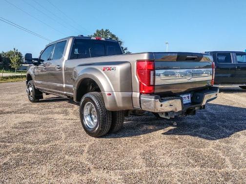 2022 Ford F-350 KING RANCH