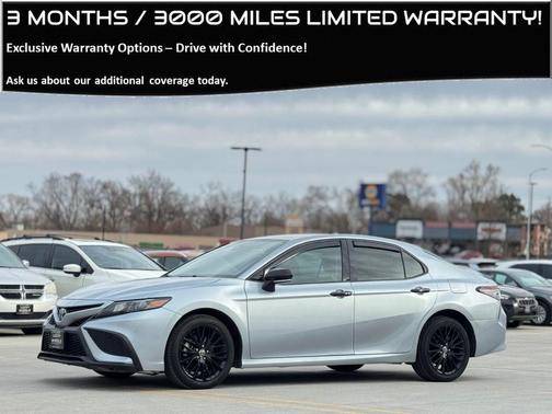 2022 Toyota Camry SE
